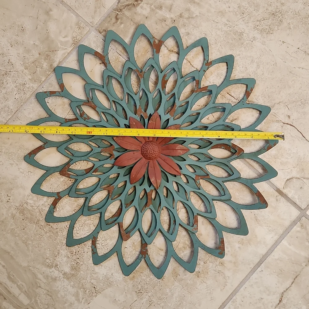 Wall Decor - Picture 2 of 4